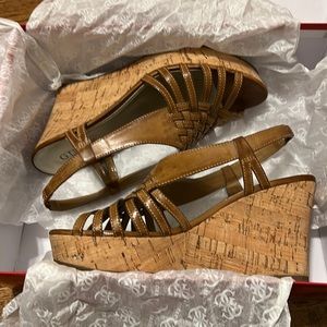 Guess Light Brown Synthetic Sandals